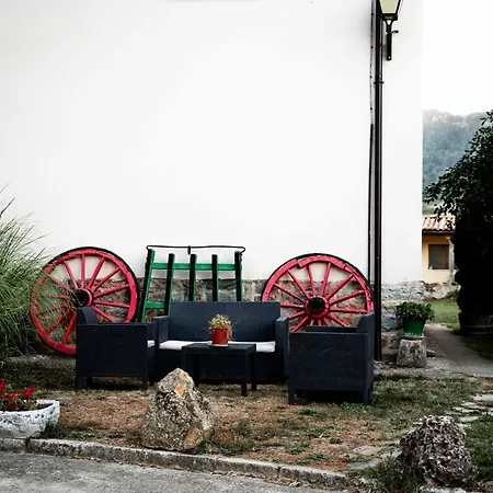 Biltegi Etxea * Alda