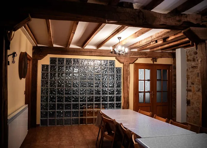 Biltegi Etxea Farmház *