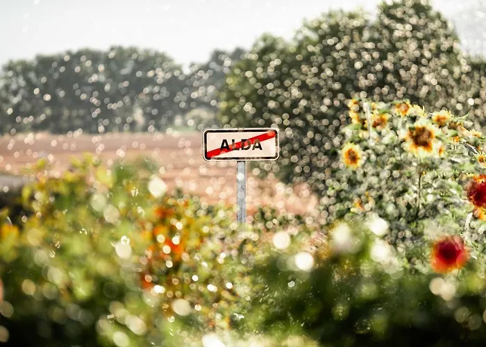 Biltegi Etxea Farmház