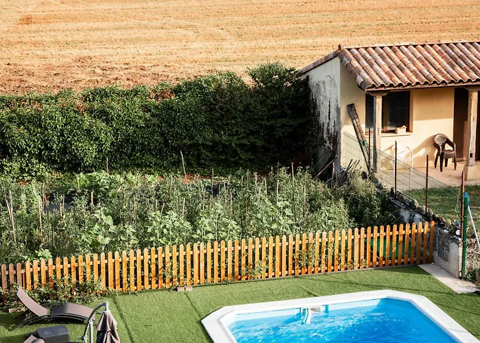 Biltegi Etxea Farmház